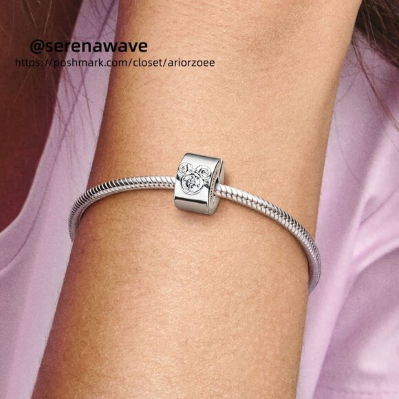 Pandora Disney Mickey Mouse & Minnie Mouse Clip Charm - Picture 4 of 4